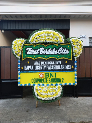 Papan Bunga Duka di FLORES TIMUR